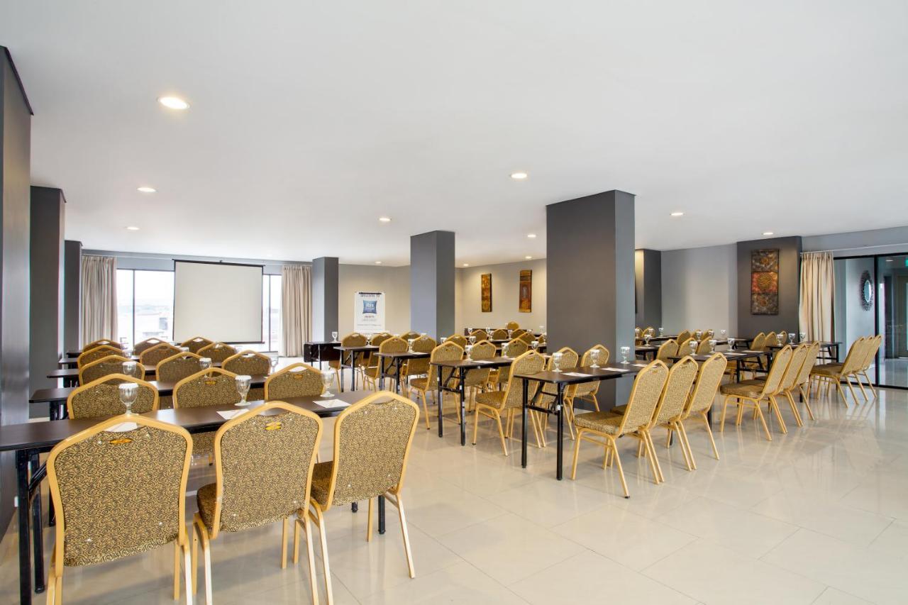 Ibis Budget Jakarta Daan Mogot Exterior photo