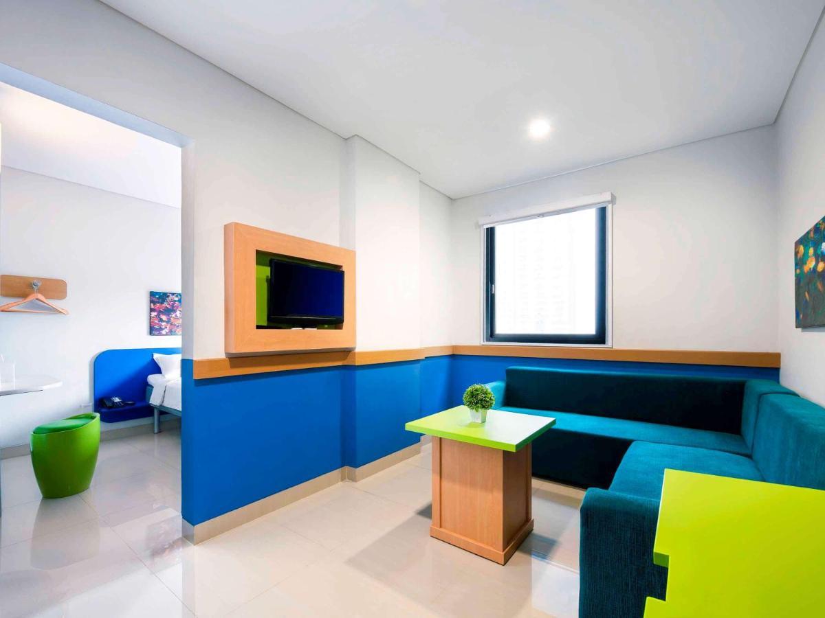 Ibis Budget Jakarta Daan Mogot Exterior photo